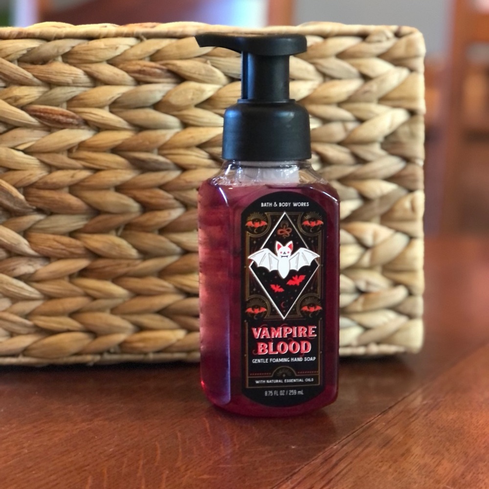 Halloween Collection! Vampire Blood Foaming Hand Soap — NWT — hard to find!!